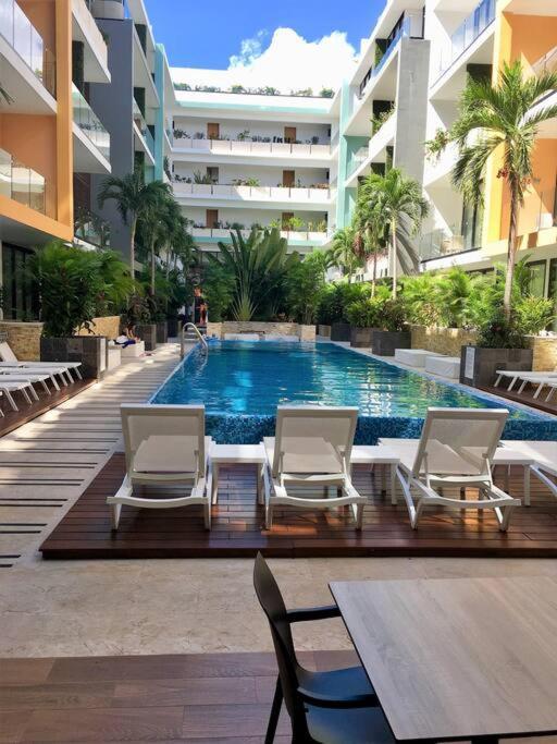 Your Exclusive Studio In The City - Top Amenities & Services For Free!! プレヤデルカーメン エクステリア 写真