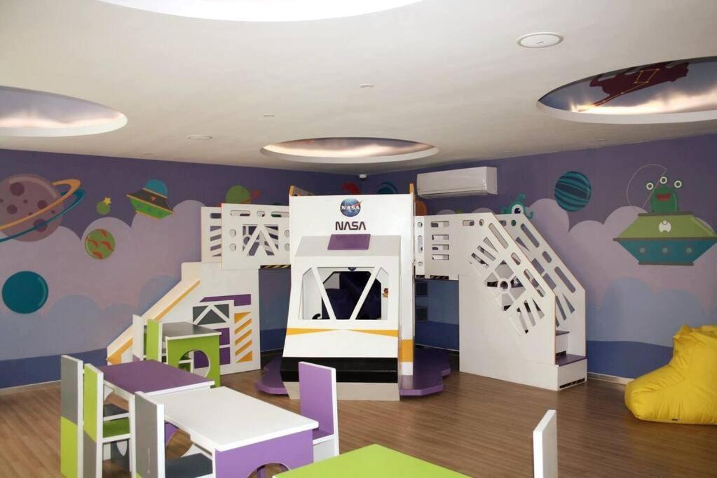 Your Exclusive Studio In The City - Top Amenities & Services For Free!! プレヤデルカーメン エクステリア 写真