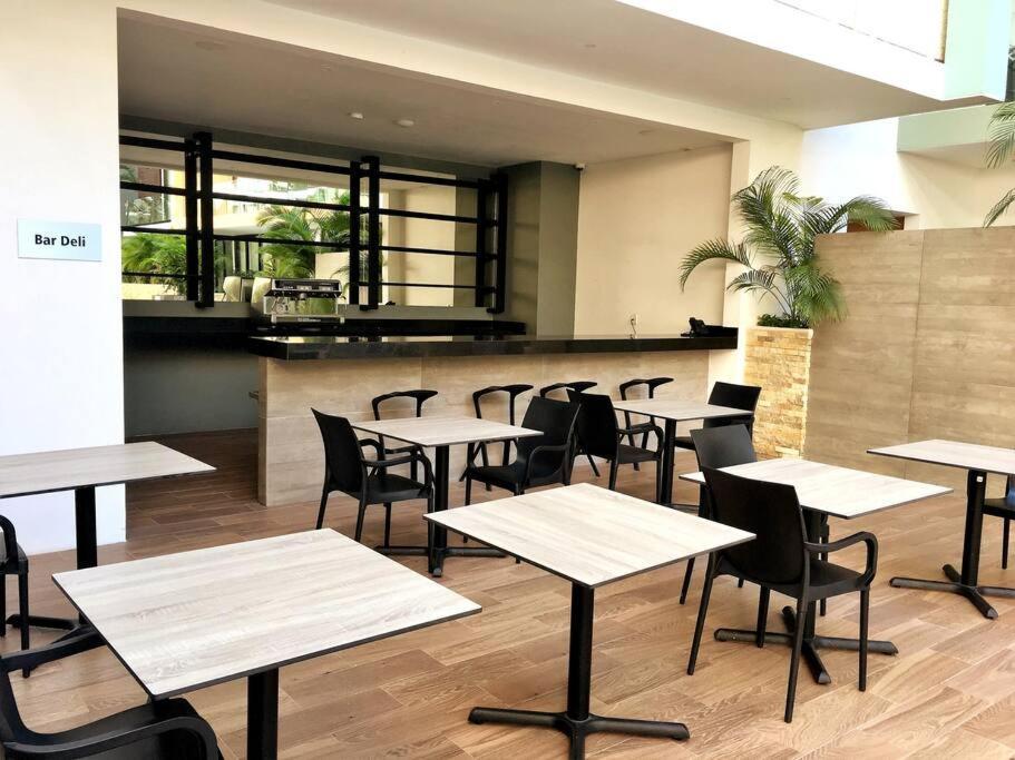 Your Exclusive Studio In The City - Top Amenities & Services For Free!! プレヤデルカーメン エクステリア 写真