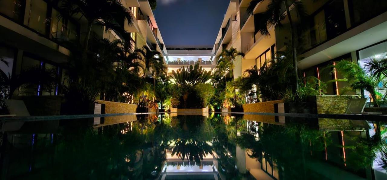 Your Exclusive Studio In The City - Top Amenities & Services For Free!! プレヤデルカーメン エクステリア 写真